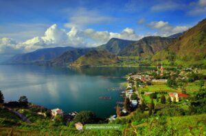 Medan Lake Toba Tour Package 5 Days 4 Nights