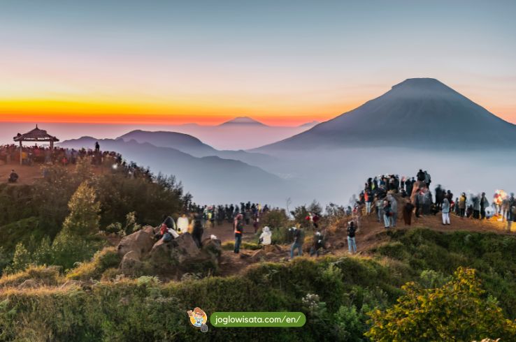 Dieng Golden Sunrise 2D1N