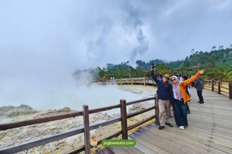 Menengok Legenda Kawah Sikidang Dieng Wonosobo