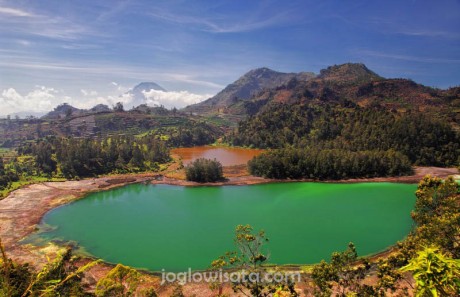 Warna Warni Eksotisme Telaga Warna Dieng Yang Menakjubkan