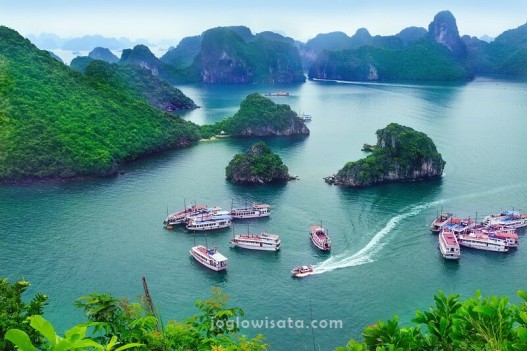 Paket Wisata Vietnam 4 Hari 3 Malam (Halong Bay Hanoi