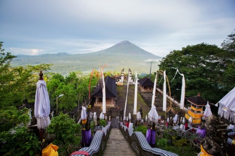 Paket Wisata Bedugul Tanah Lot