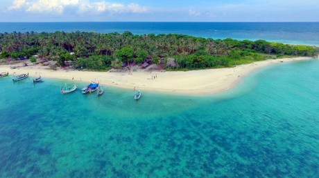 Paket Wisata Gili Labak 1 Hari