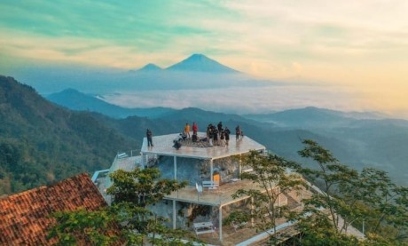 Tumpeng Menoreh Jogja, Wisata Alam yang Menggugah Selera