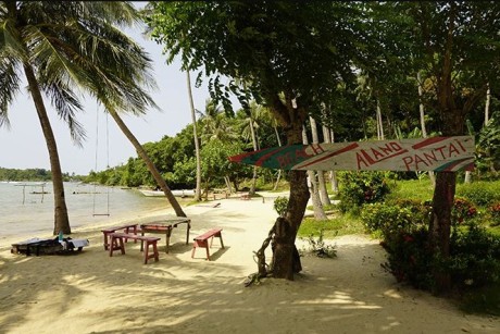 Pantai Alano Karimunjawa, Destinasi yang Pas Untuk Bersantai