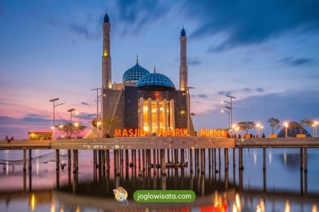 5 Wisata Sejarah yang Bisa Dikunjungi Saat Ramadan