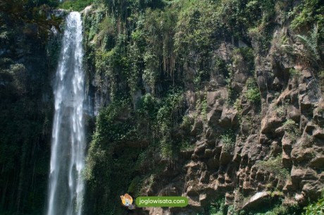 10 Fakta Grojogan Sewu Tawangmangu yang Wajib Kamu Tahu