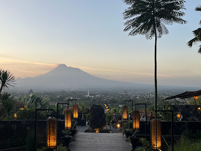 ABHAYAGIRI - Venue and Dining