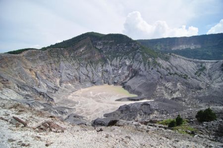 Gunung Tangkuban Perahu