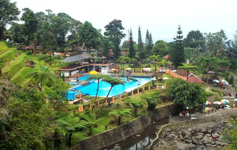 Paket Wisata Purwokerto 1 Hari Joglo Wisata