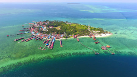 Paket Wisata Derawan 4 Hari 3 Malam