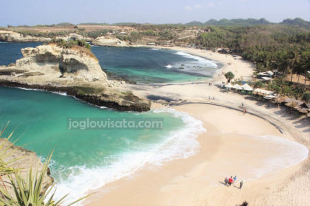 Pantai Klayar Pacitan