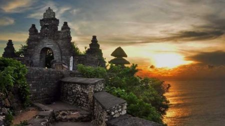 Pura Uluwatu Bali