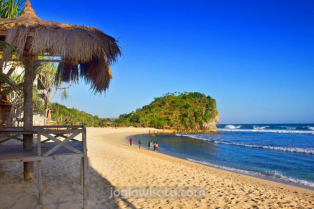 Pantai Indrayanti Gunung Kidul Yogyakarta