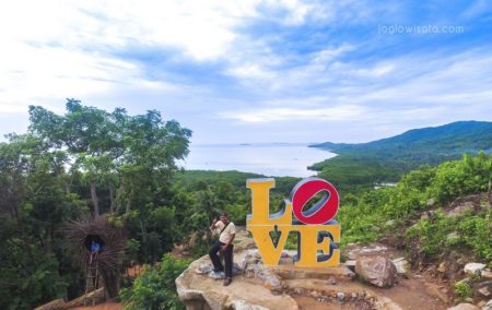 Bukit Love Karimunjawa