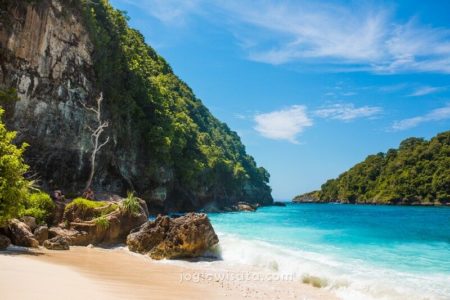 Pantai Atuh Nusa Penida, Bali