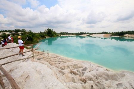 Danau Kaoling, Belitung