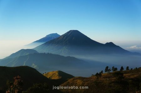 Gunung Prau Sunrise