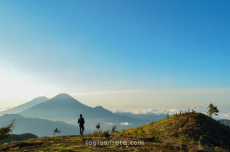 Gunung Prau Sunrise