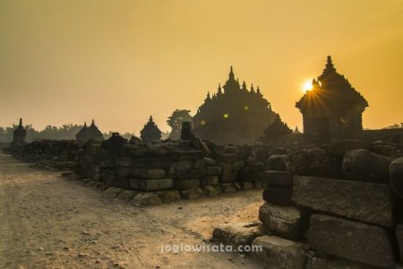 Candi Plaosan Sunrise