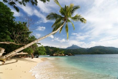 Teluk Kiluan Lampung