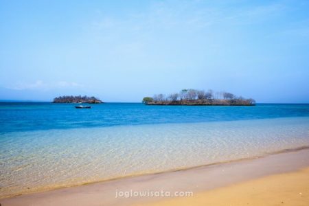 Pantai Pink, Lombok