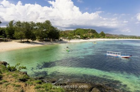 Pantai Tanjung Aan, Lombok