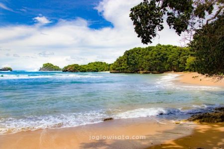 Pantai Bantol Malang