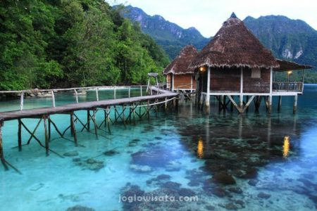 Ora Beach Resort, Maluku