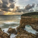 Pantai Karang Bolong Sunset, Pacitan