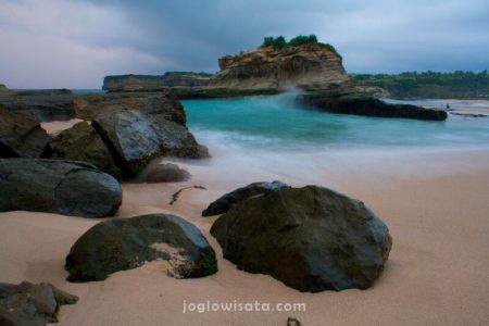 Pantai Klayar, Pacitan, Jawa Timur