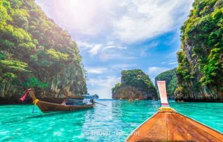 Loh Samah Bay, Phi Phi Island, Thailand