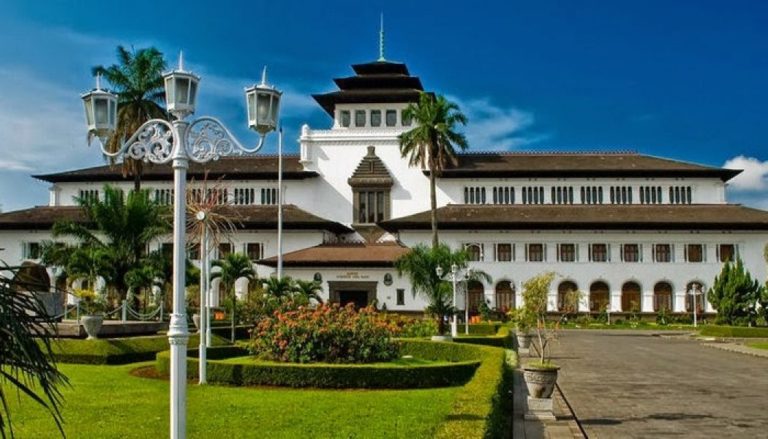 8 Hotel Instagramable Di Bandung 2026