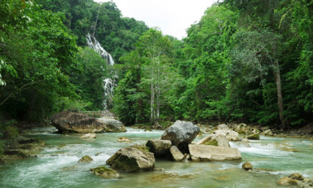 Air Terjun Lapopu Sumba