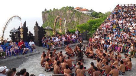 Teri Kecak Pura Uluwatu Bali