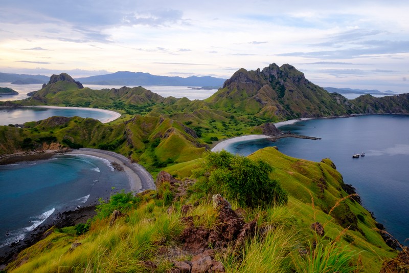 Paket Wisata Labuan Bajo Komodo 4 Hari 3 Malam Joglo Wisata