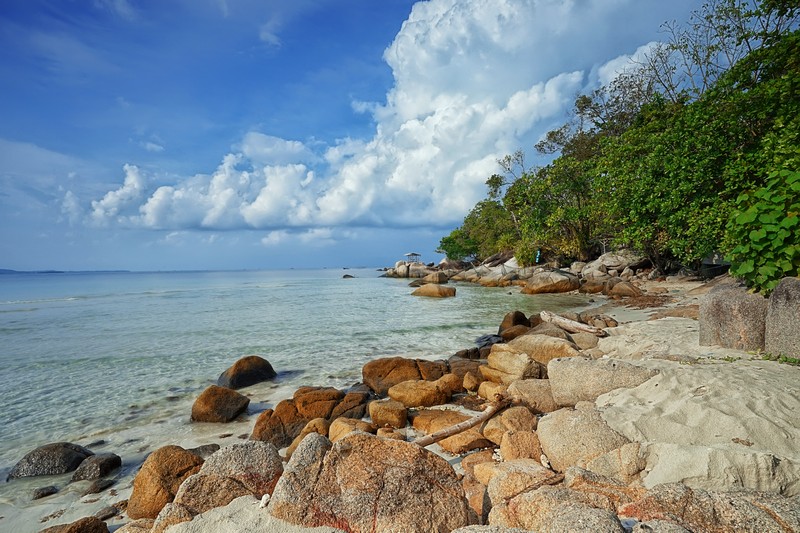 Paket Wisata Pantai Anyer 2Hari 1 Malam