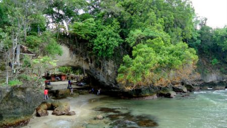 Pantai Karang Bolong Anyer 1