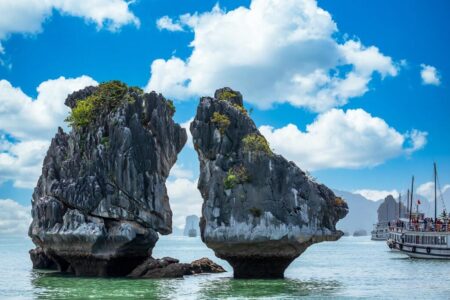 Kissing Chicken Rock