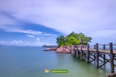 5 tempat wisata romantis di indonesia