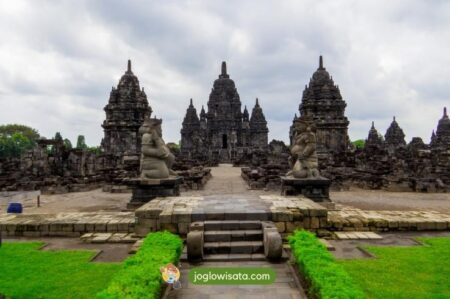 5 Wisata Candi di Jogja yang Bisa Dikunjungi Dalam Sehari