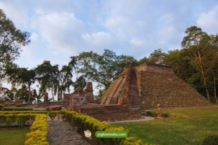 Mengenal Candi Sukuh Karanganyar yang Jadi Spot Wisata Unik