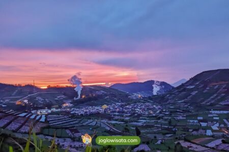 Bukit Scooter Dieng_ Spot Terbaik Menikmati Golden Sunrise