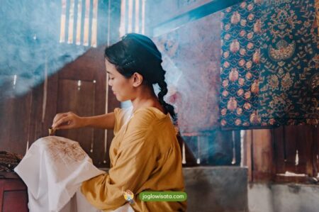 Kampung Batik Laweyan Tertua di Indonesia