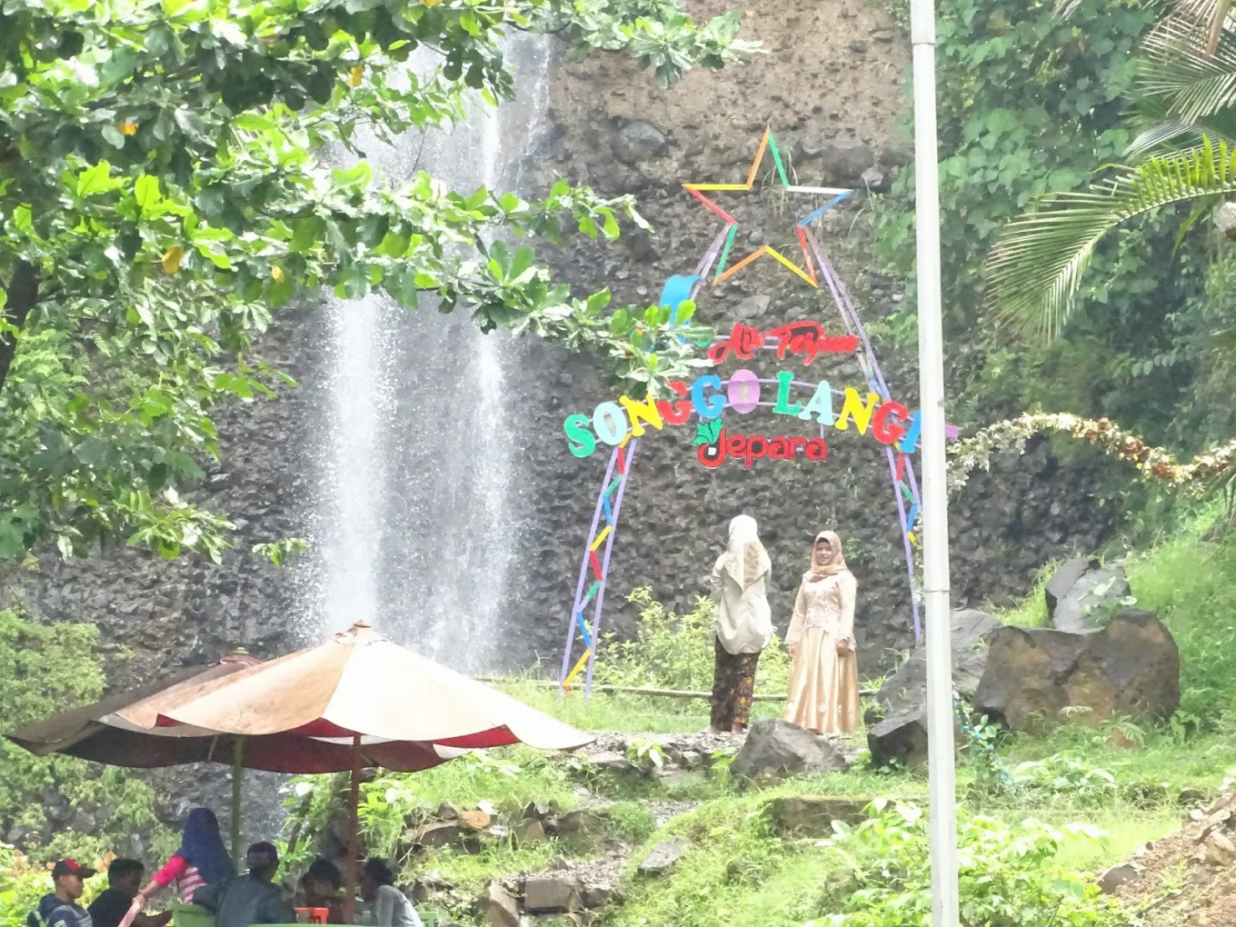 Songgo Langit Waterfall