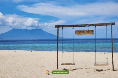 Pulau Tabuhan, Hidden Gem Wisata Pantai untuk Diving dan Snorkeling