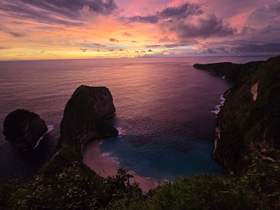 sunset kelingking beach