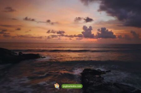 pesona Wisata Pantai Cinta Kedungu Bali yang Bikin Jatuh Hati