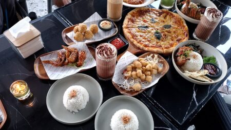 menu Isvara Riverside