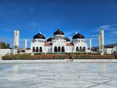 Masjid Raya Baiturrahman by rama